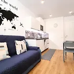 The Blue Corner * 的里雅斯特