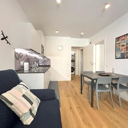 The Blue Corner * 的里雅斯特