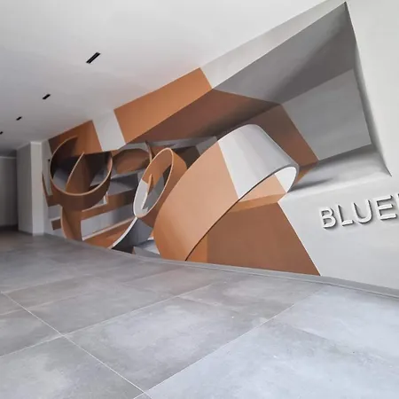 The Blue Corner * Trieste